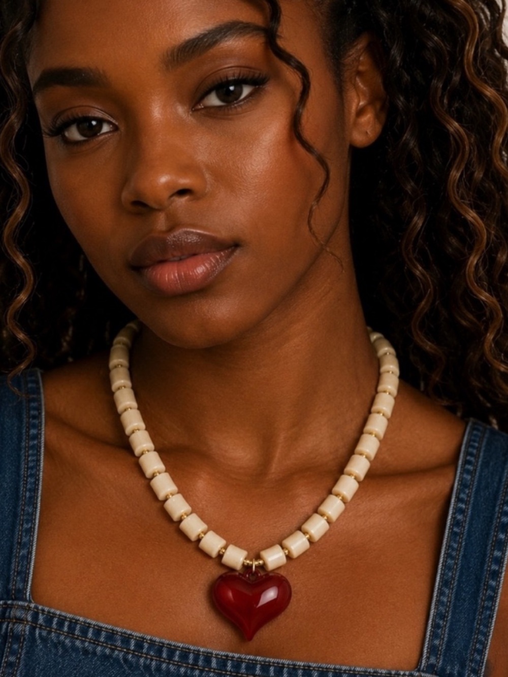 New! Cranberry Red Heart Ivory Marbled Bead Necklace (1070) NWOT